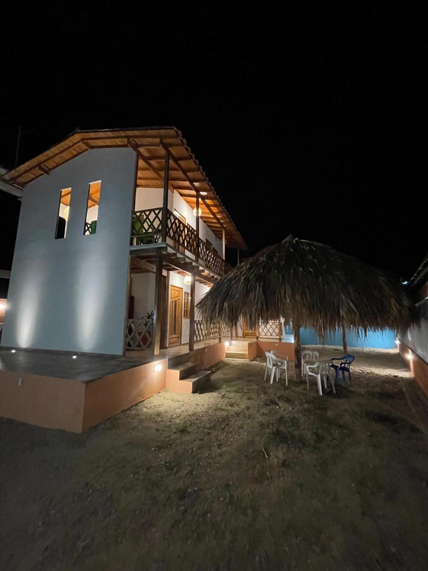 El Cangrejo Azul - Blue Crab House *